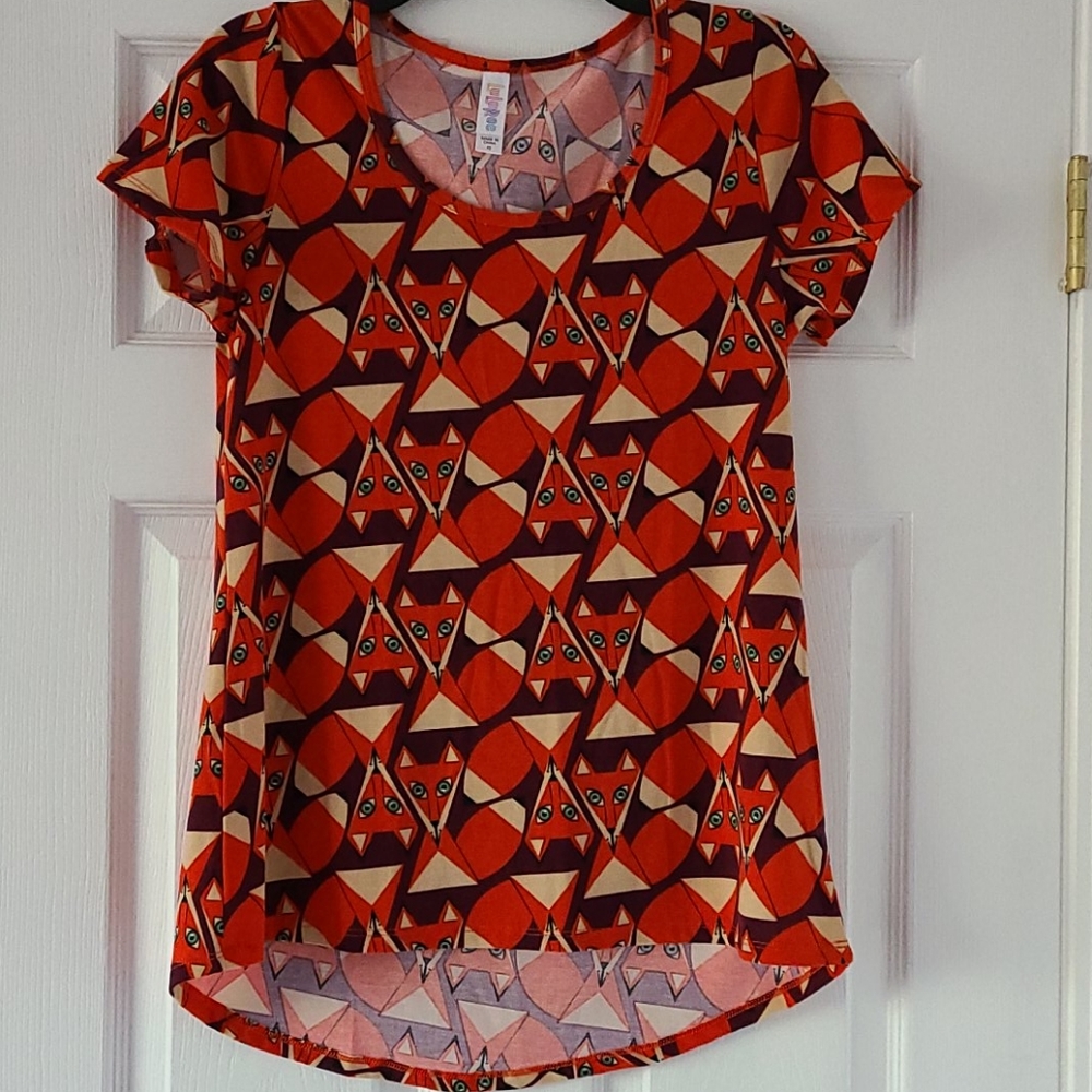 Lularoe Fox Classic Tee XS
